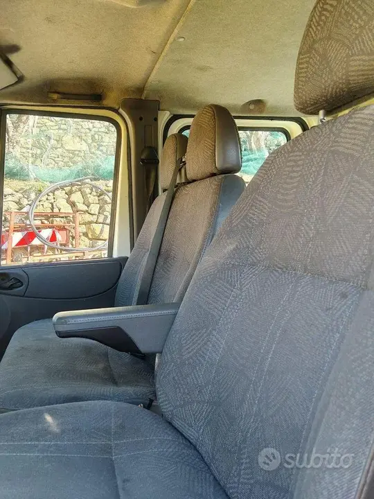 Ford Transit 2005 photo 4