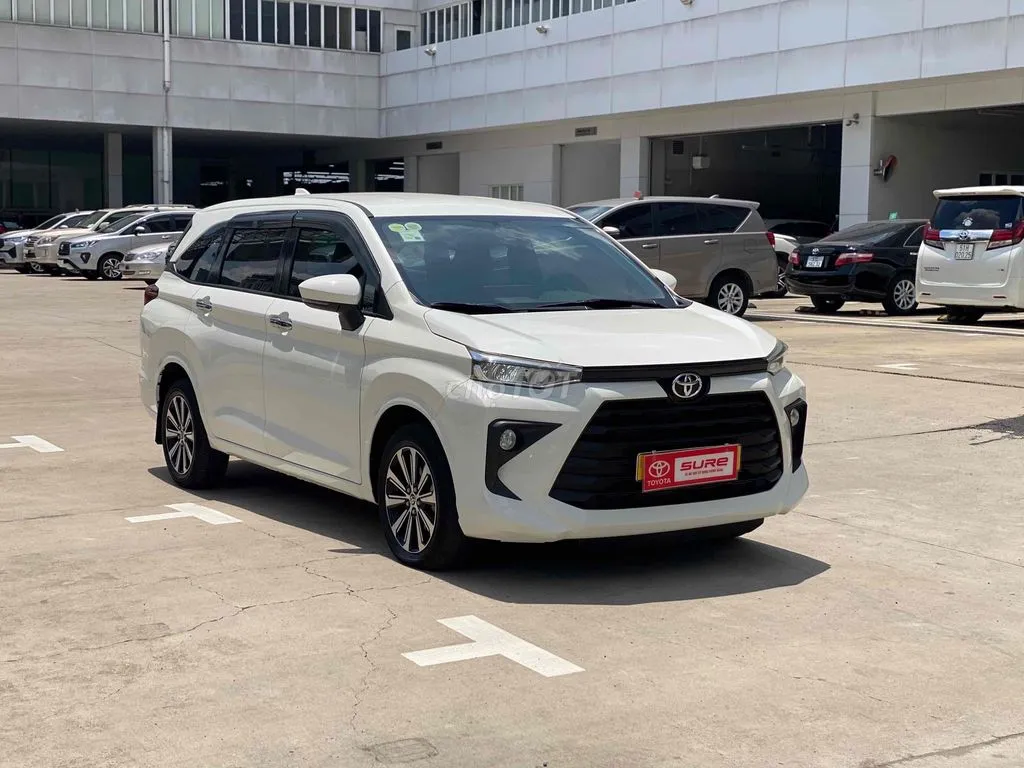 Toyota Avanza Premio