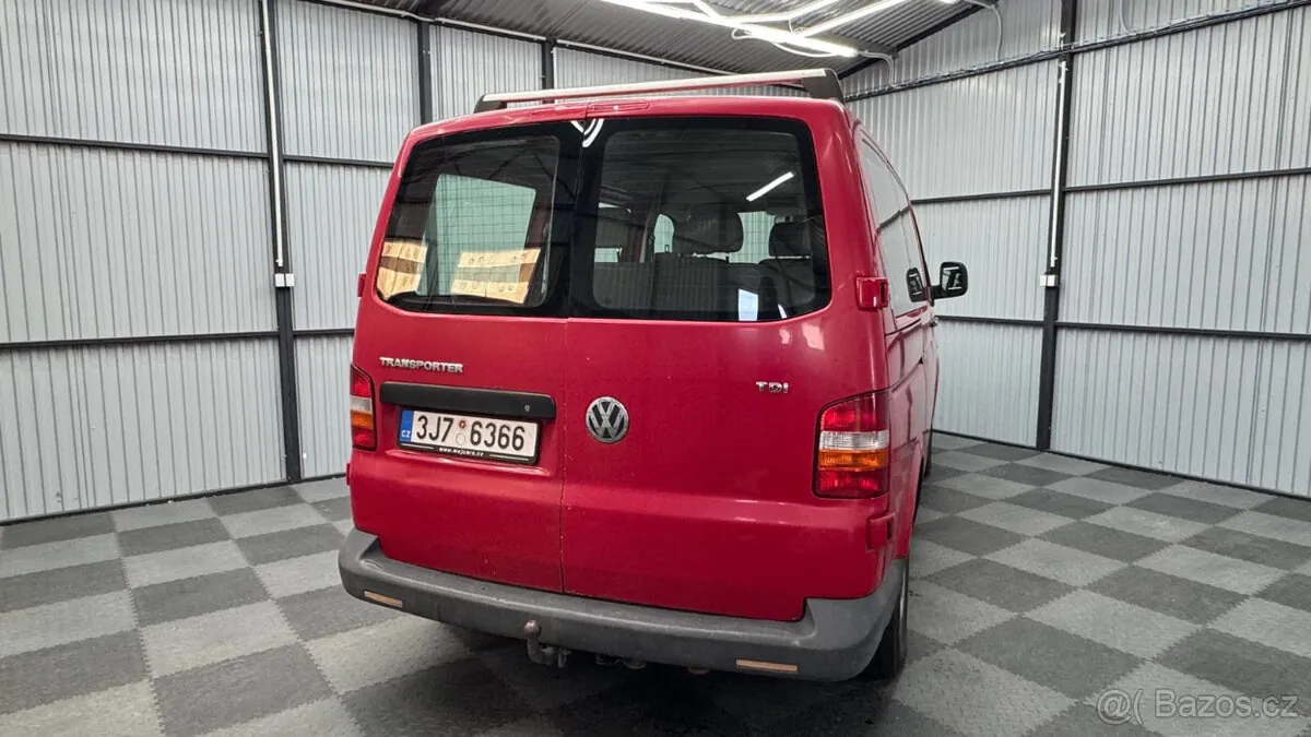Volkswagen Transporter T5 2009 photo 4