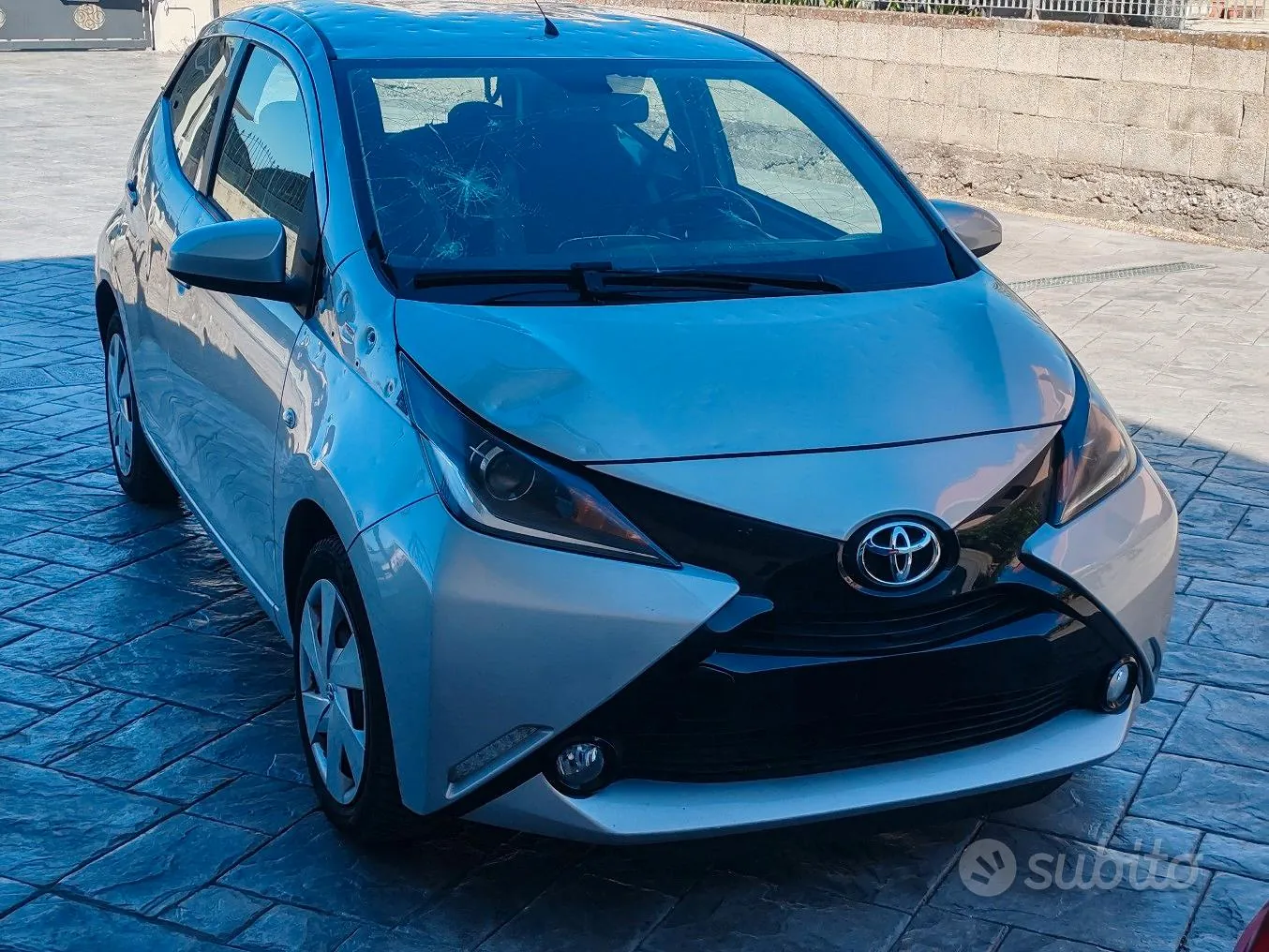Toyota Aygo 2015 photo 2
