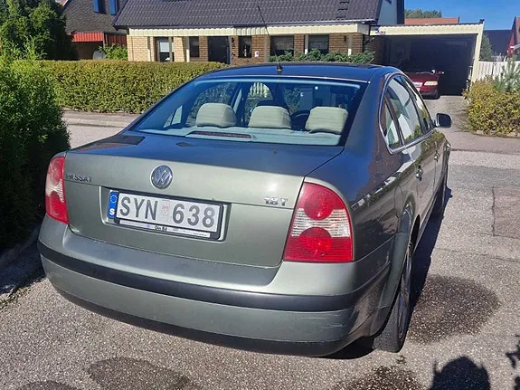 Volkswagen Passat 2002 photo 4