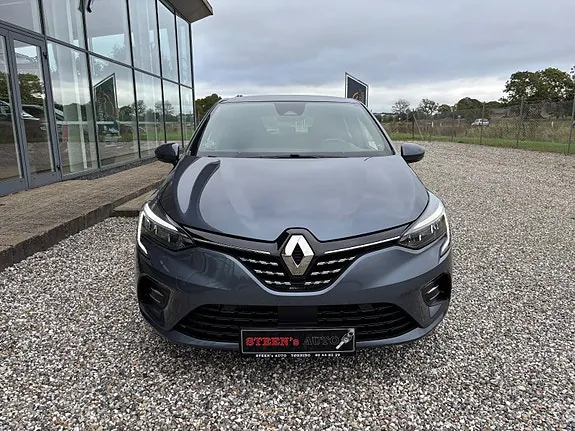 Renault Clio V 2021 photo 2