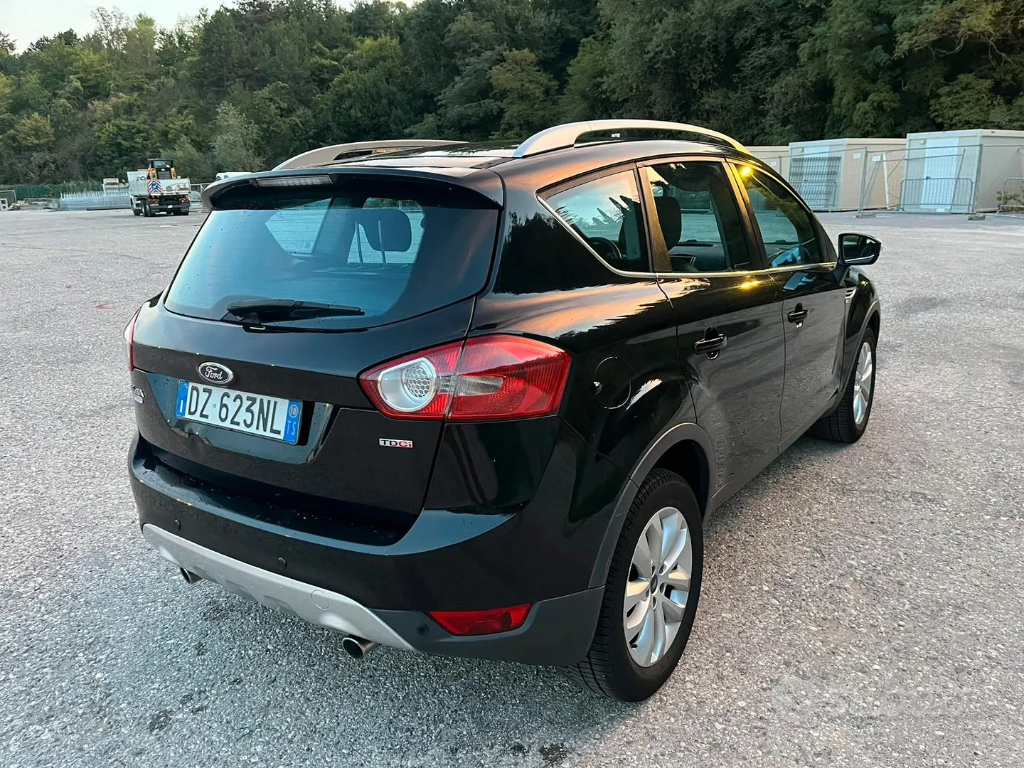 Ford Kuga 2010 photo 3