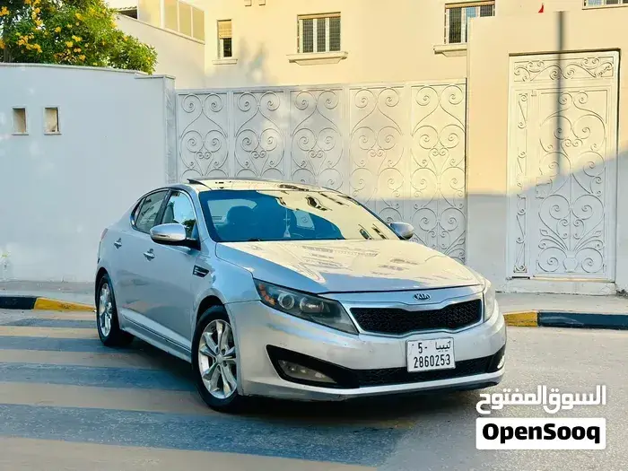 Kia K5 2012 photo 3