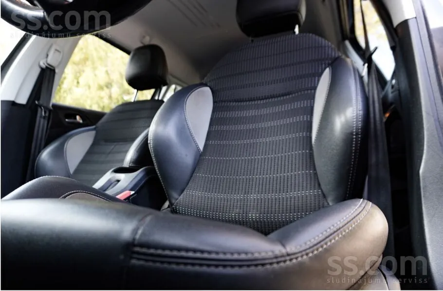 Peugeot 2008 2017 photo 4