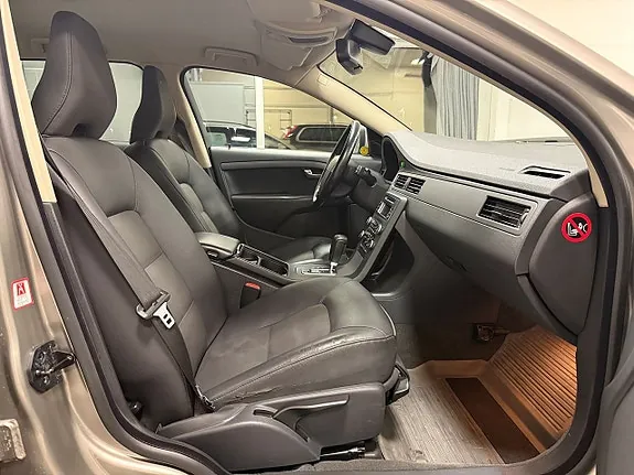 Volvo V70 2009 photo 5