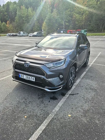 Toyota Rav4 2021 photo 2