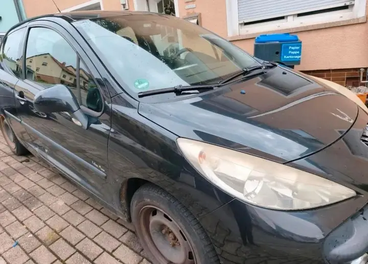 Peugeot 207