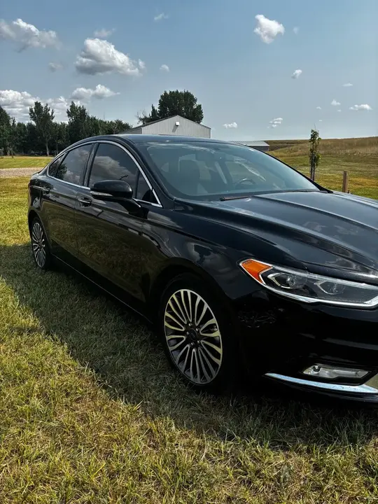 Ford Fusion 2017 photo 3