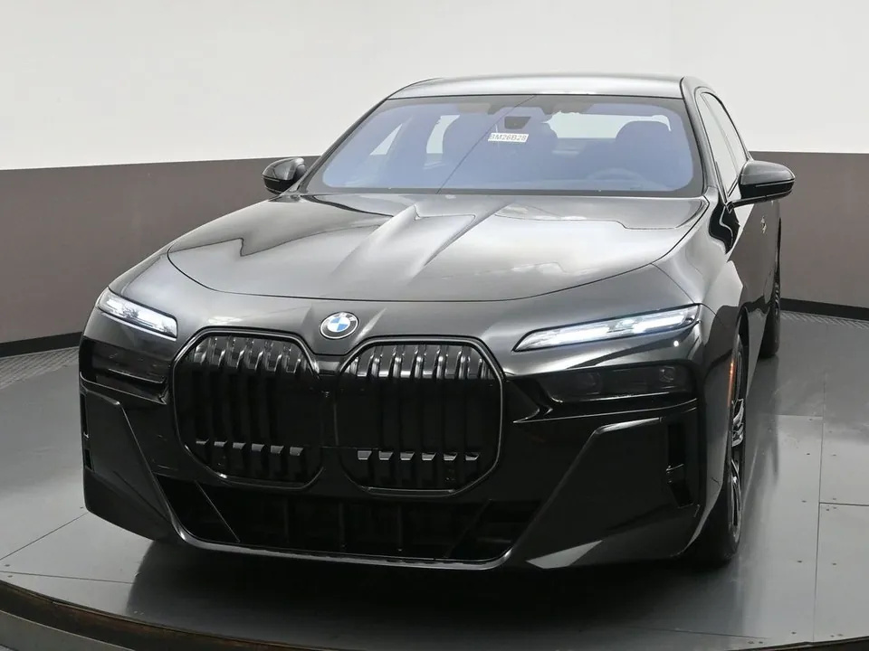 BMW 7 Series 2026 photo 2