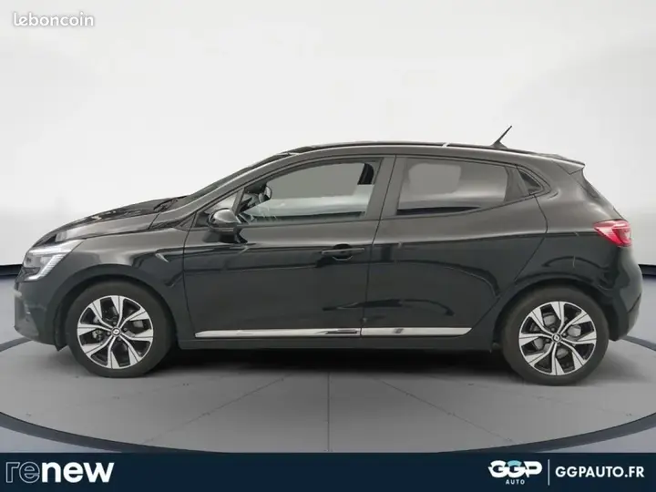 Renault Clio 2023 photo 2