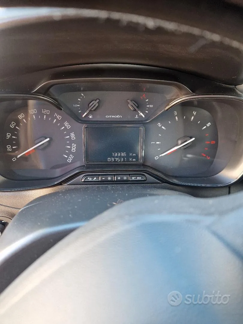 Citroen C3 2022 photo 3