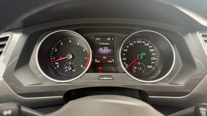 Volkswagen Tiguan 2022 photo 2