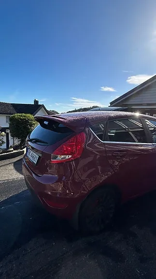 Ford Fiesta 2011 photo 3