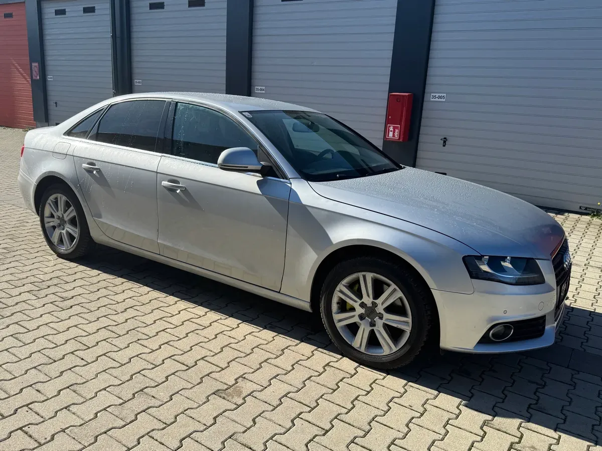 Audi A4 2008 photo 3