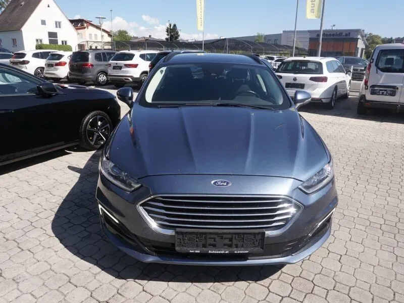 Ford Mondeo 2021 photo 2