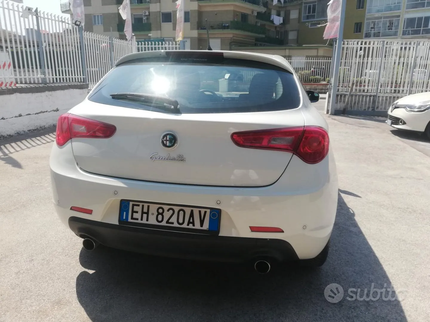 Alfa Romeo Giulietta 2011 photo 4