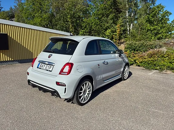 Abarth 595 2021 photo 3