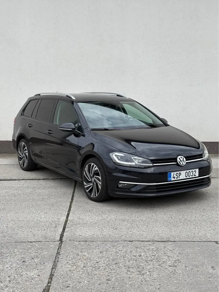 Volkswagen Golf 7 Variant 2017 photo 2