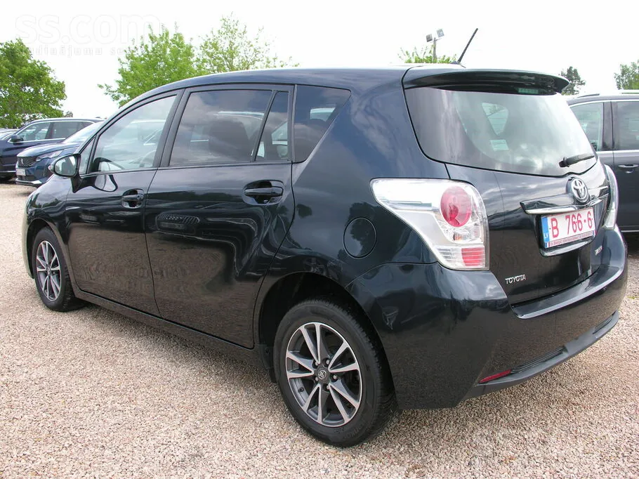 Toyota Verso 2014 photo 4