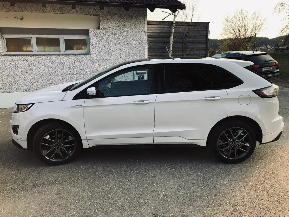 Ford Edge 2017 photo 2