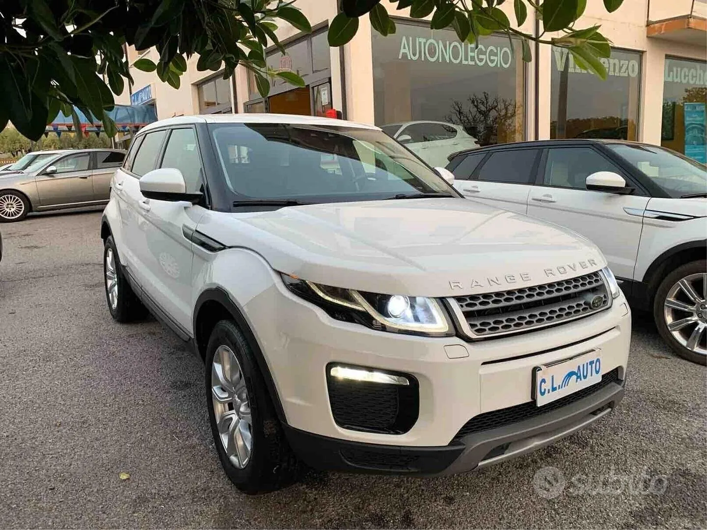 Land Rover Range Rover Evoque 2019 photo 4