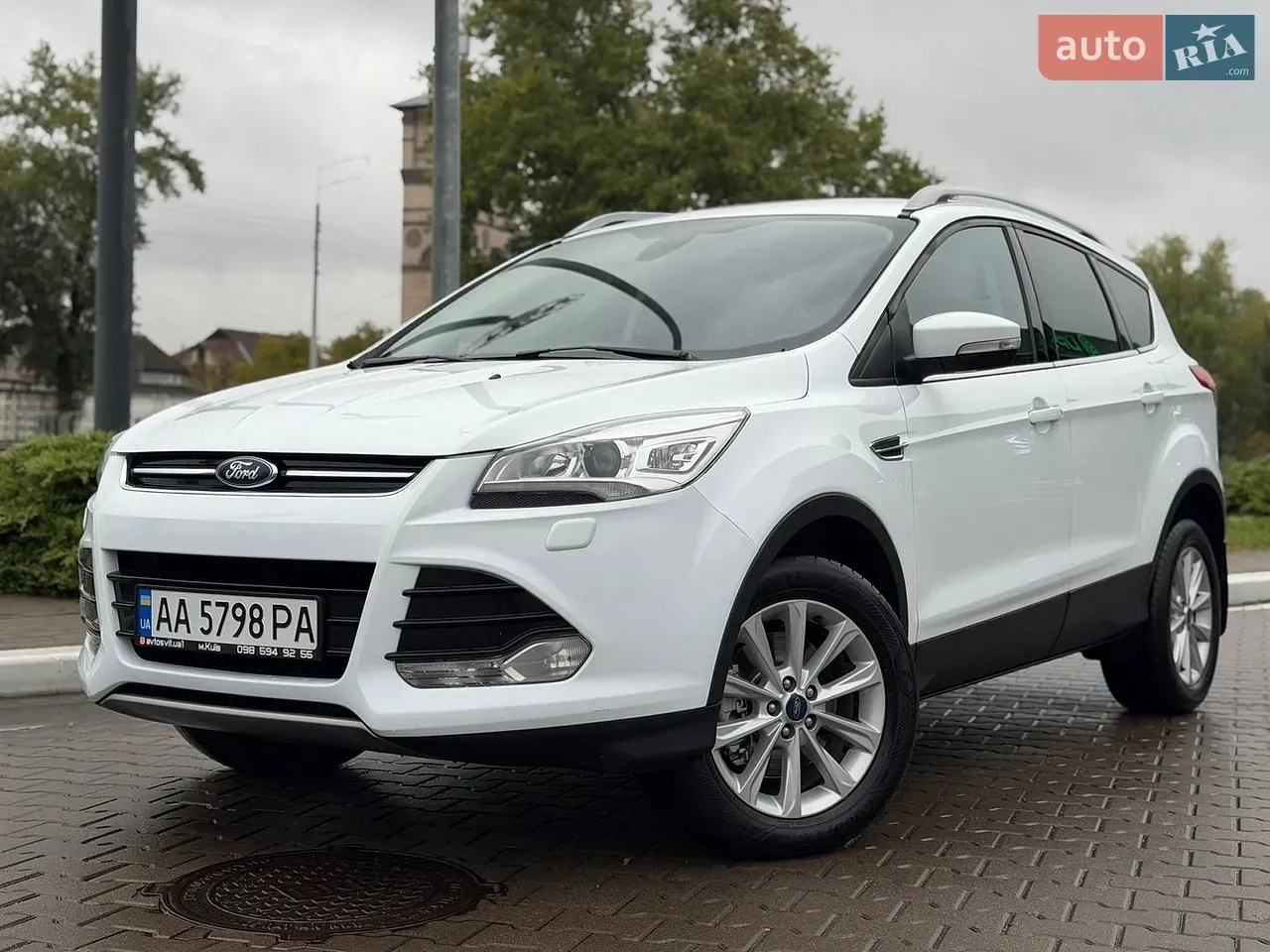 Ford Kuga 2015 photo 5