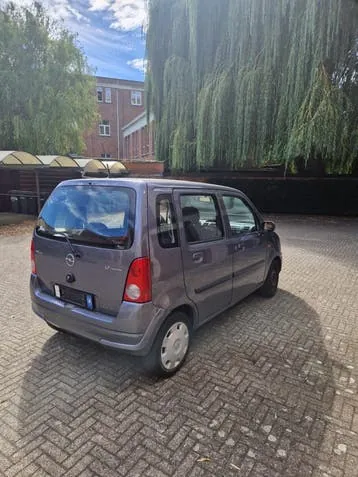 Opel Agila