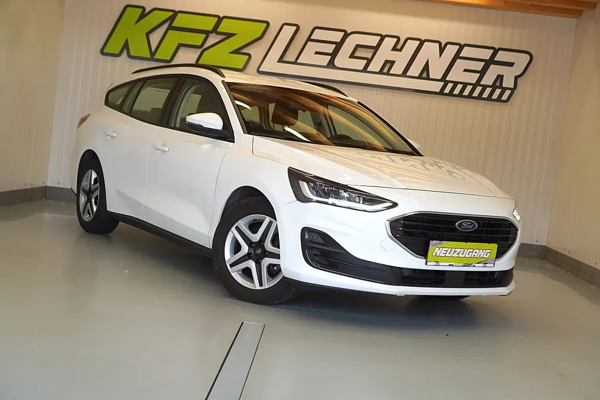 Ford Focus 2022 photo 3