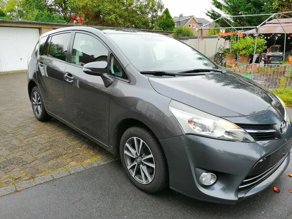 Toyota Verso