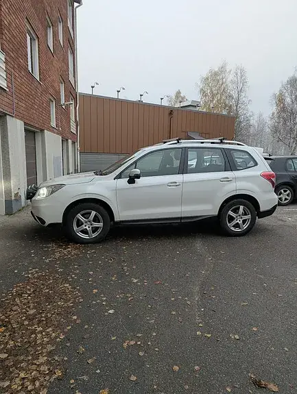 Subaru Forester 2014 photo 3