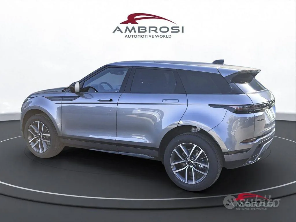 Land Rover Range Rover Evoque 2026 photo 4