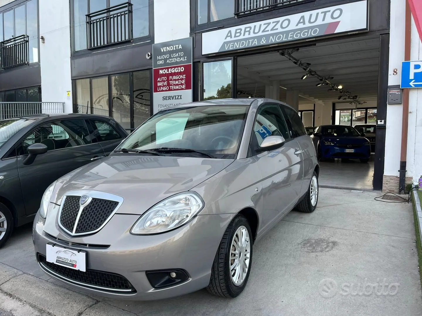 Lancia Ypsilon