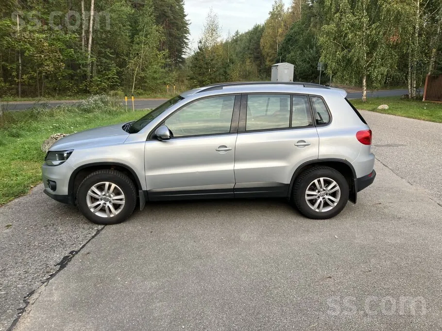 Volkswagen Tiguan 2012 photo 2