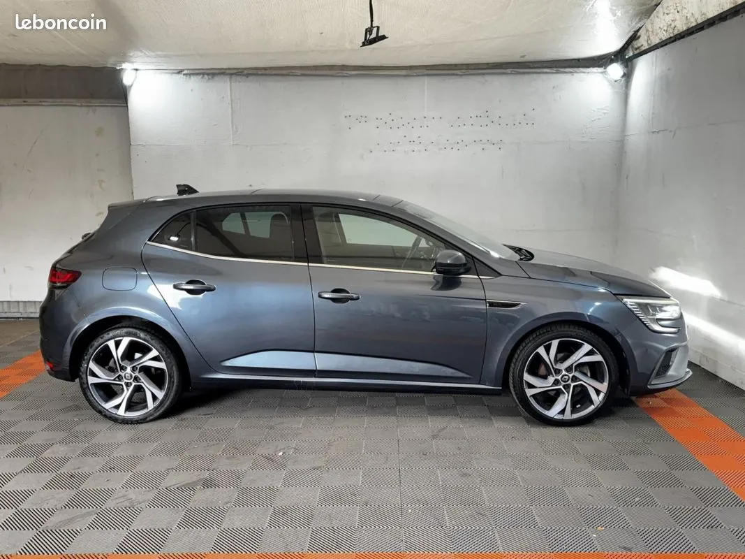Renault Megane 2022 photo 3