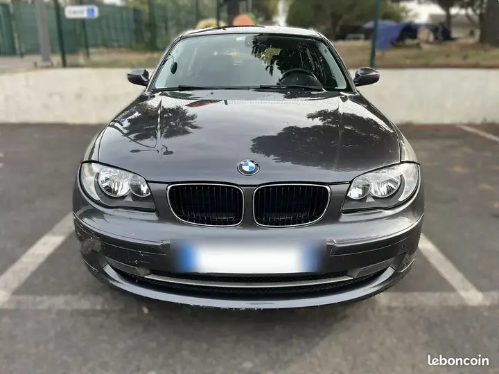 BMW Série 1 2008 photo 2