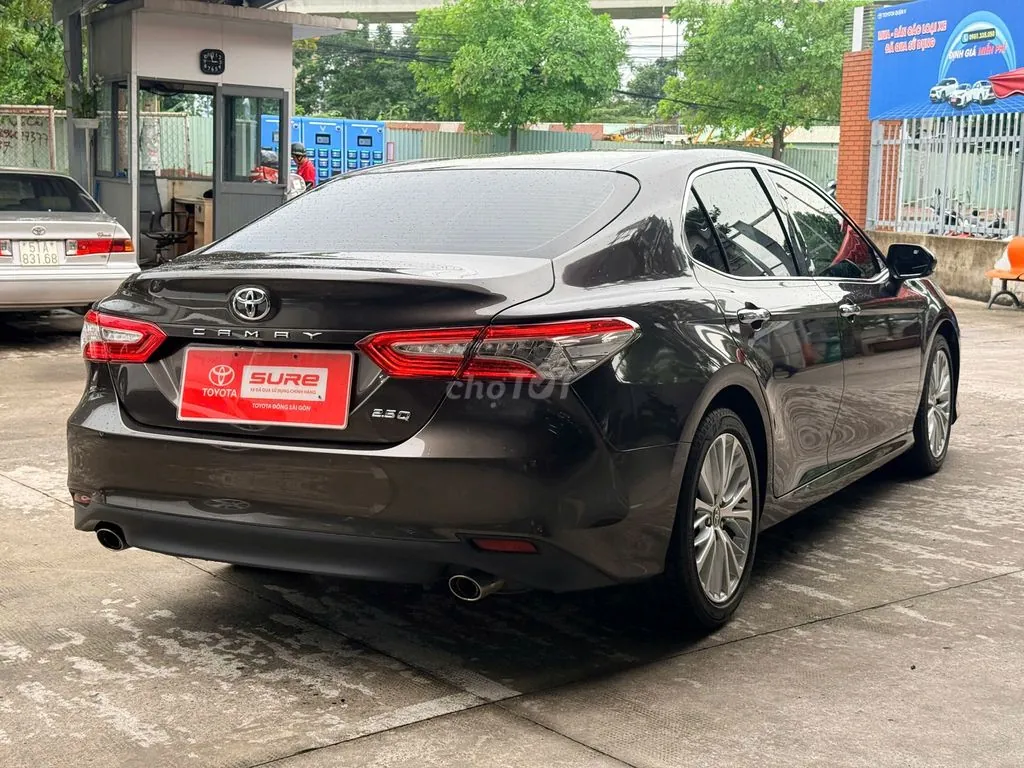 Toyota Camry 2021 photo 4