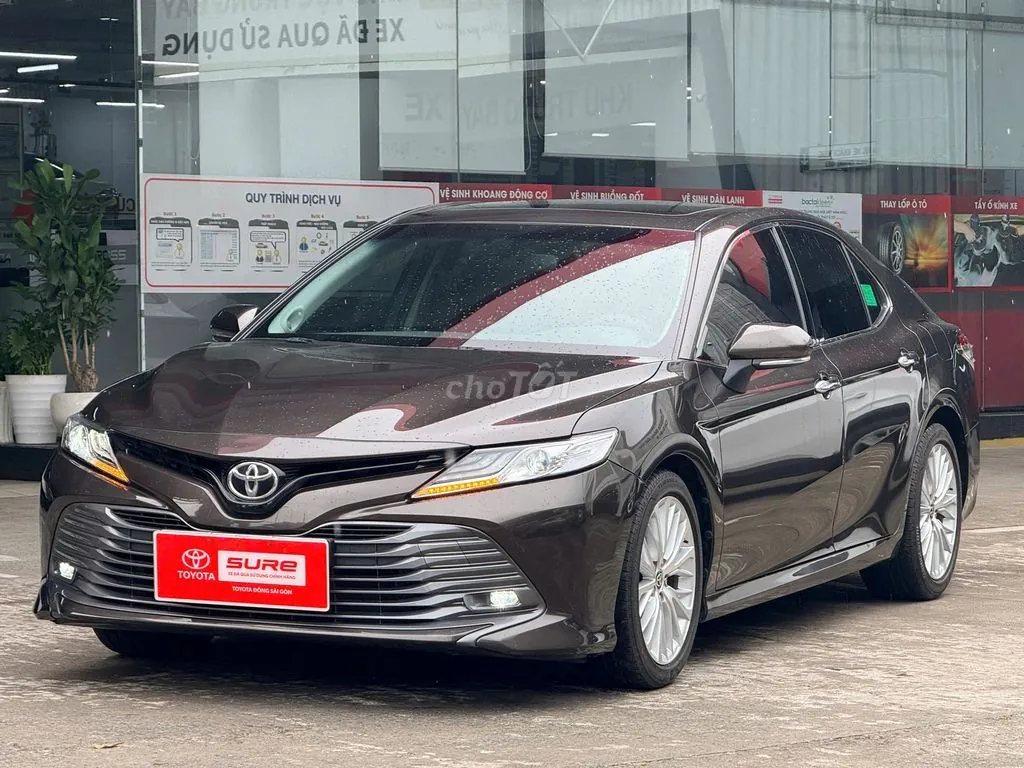 Toyota Camry 2021 photo 3