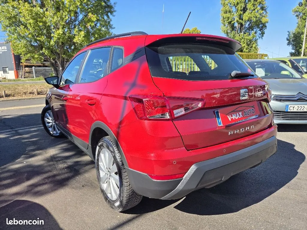 Seat Arona 2018 photo 4