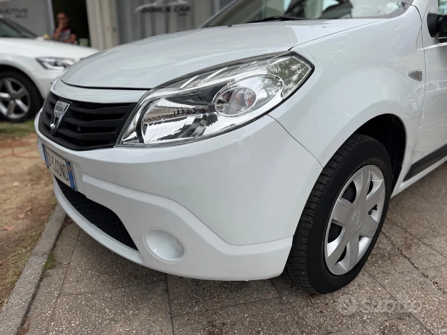 Dacia Sandero 2009 photo 4