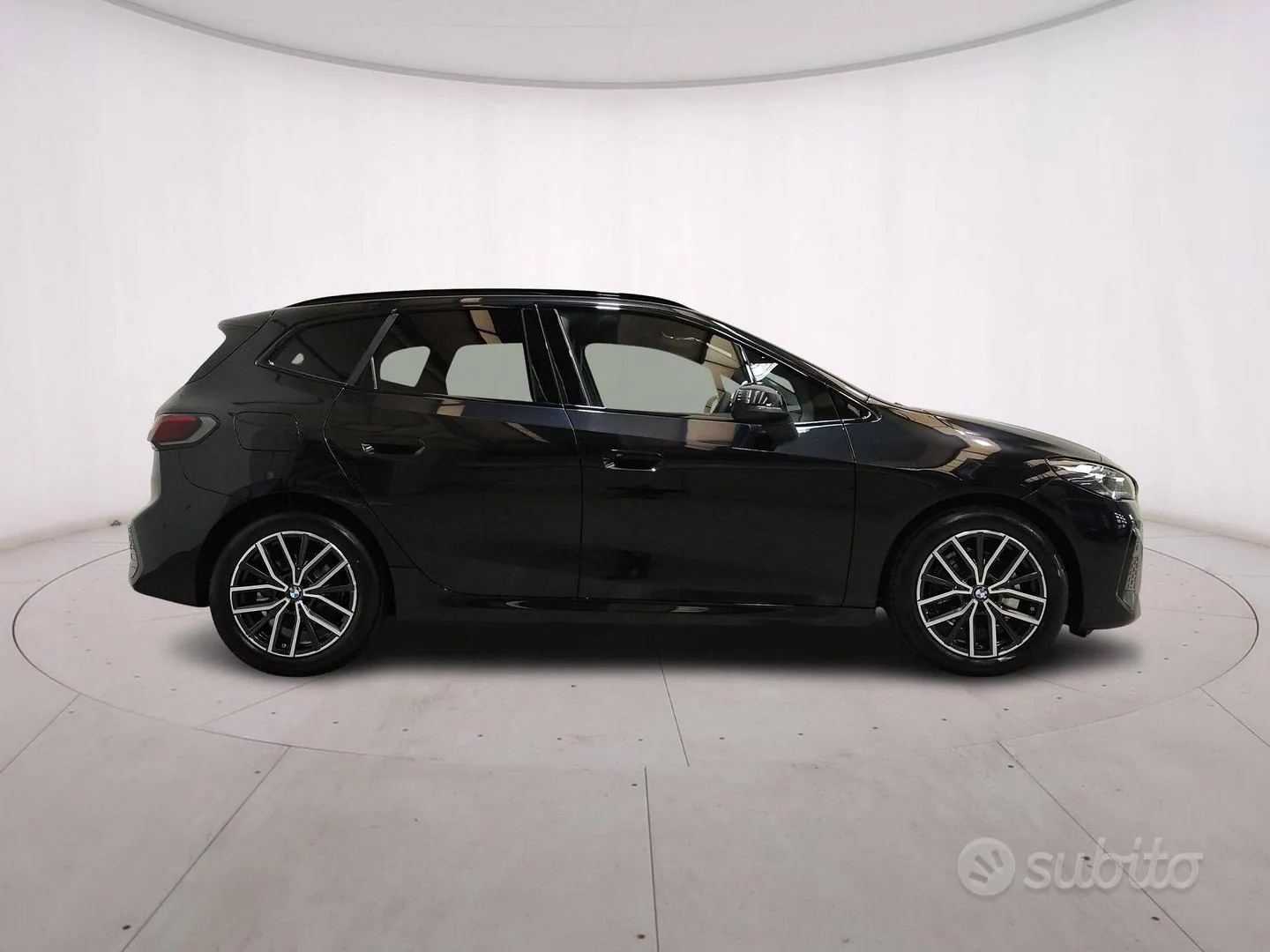 BMW 2 Series 2023 photo 4