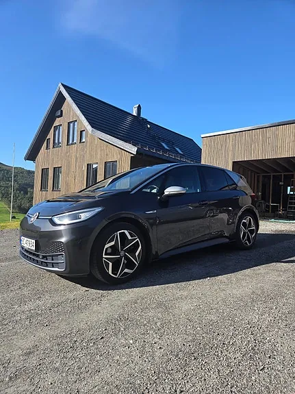 Volkswagen Id.3 2021 photo 2