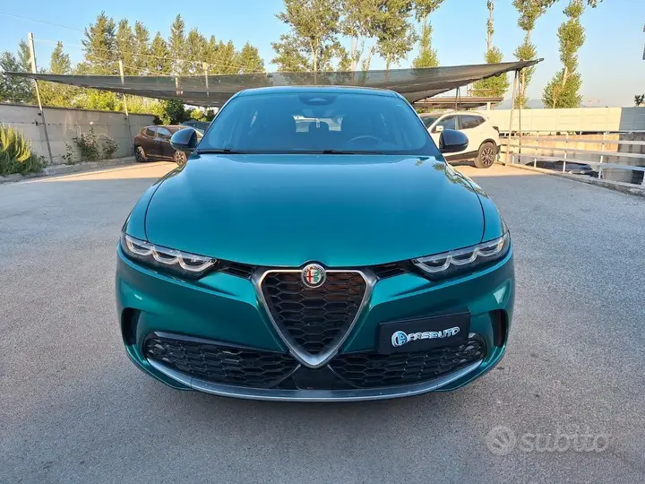 Alfa Romeo Tonale 2024 photo 2