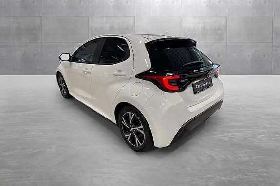 Toyota Yaris 2024 photo 3