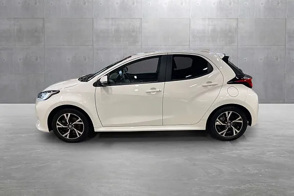 Toyota Yaris 2024 photo 2