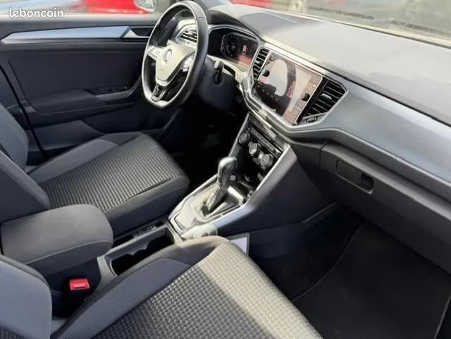 Volkswagen T-Roc 2021 photo 4