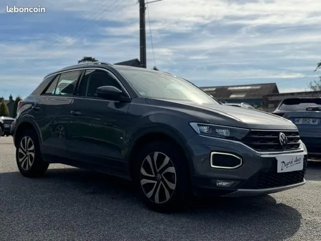 Volkswagen T-Roc 2021 photo 3