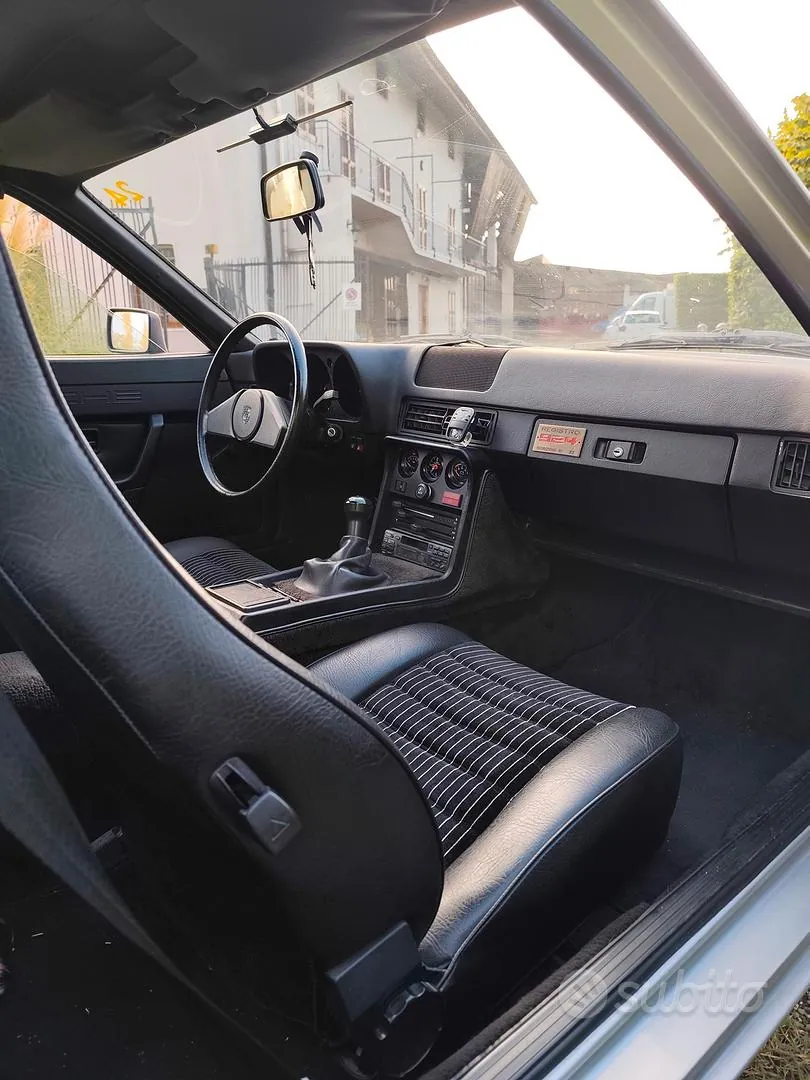 Porsche 924 1981 photo 4
