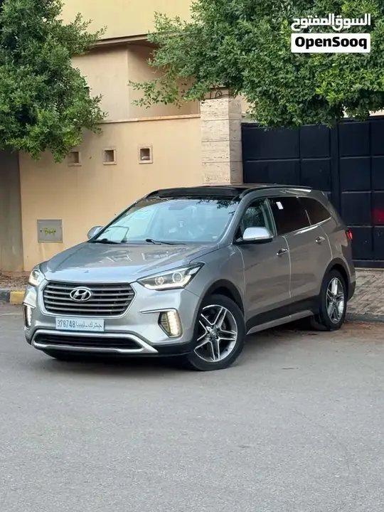Hyundai Santa Fe 2018 photo 2
