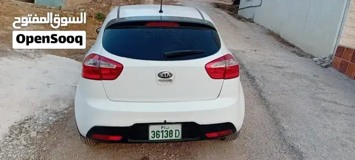 Kia Rio 2013 photo 2